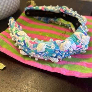 Lele Sadoughi & Lilly Pulitzer pearl and shell knotted headband